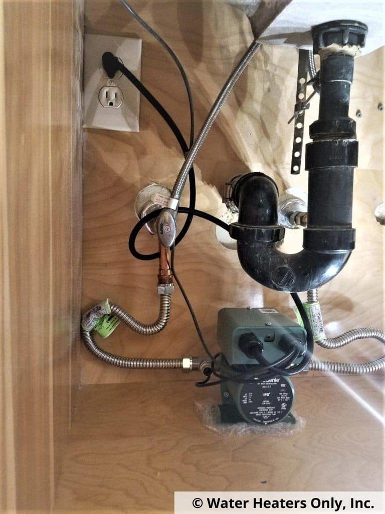 An hot water recirculation pump for a bathroom faucet